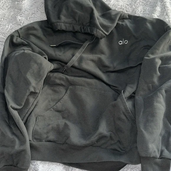 Alo Yoga - Accolade Hoodie Charcoal green, UNISEX, size; M in, worn once. EUC. - Picture 15 of 15